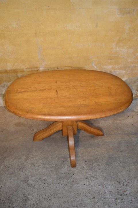 Middelgrote Ovale Massief Eikenhouten Eettafel image 4