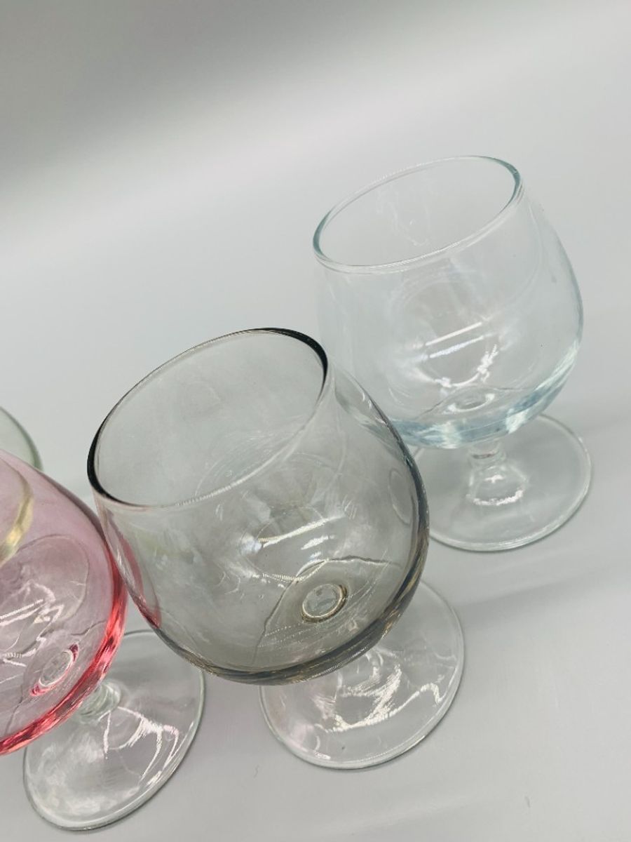 Set Vintage Gekleurde Cognac Glazen 4 Stuks image 5