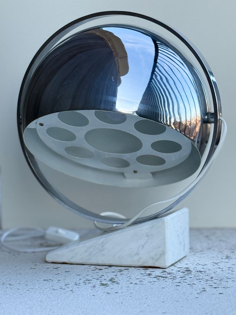 Vintage Space Age Tafellamp Met Marmeren Voet En Draaibare Verchroomde Metalen Kap image 5