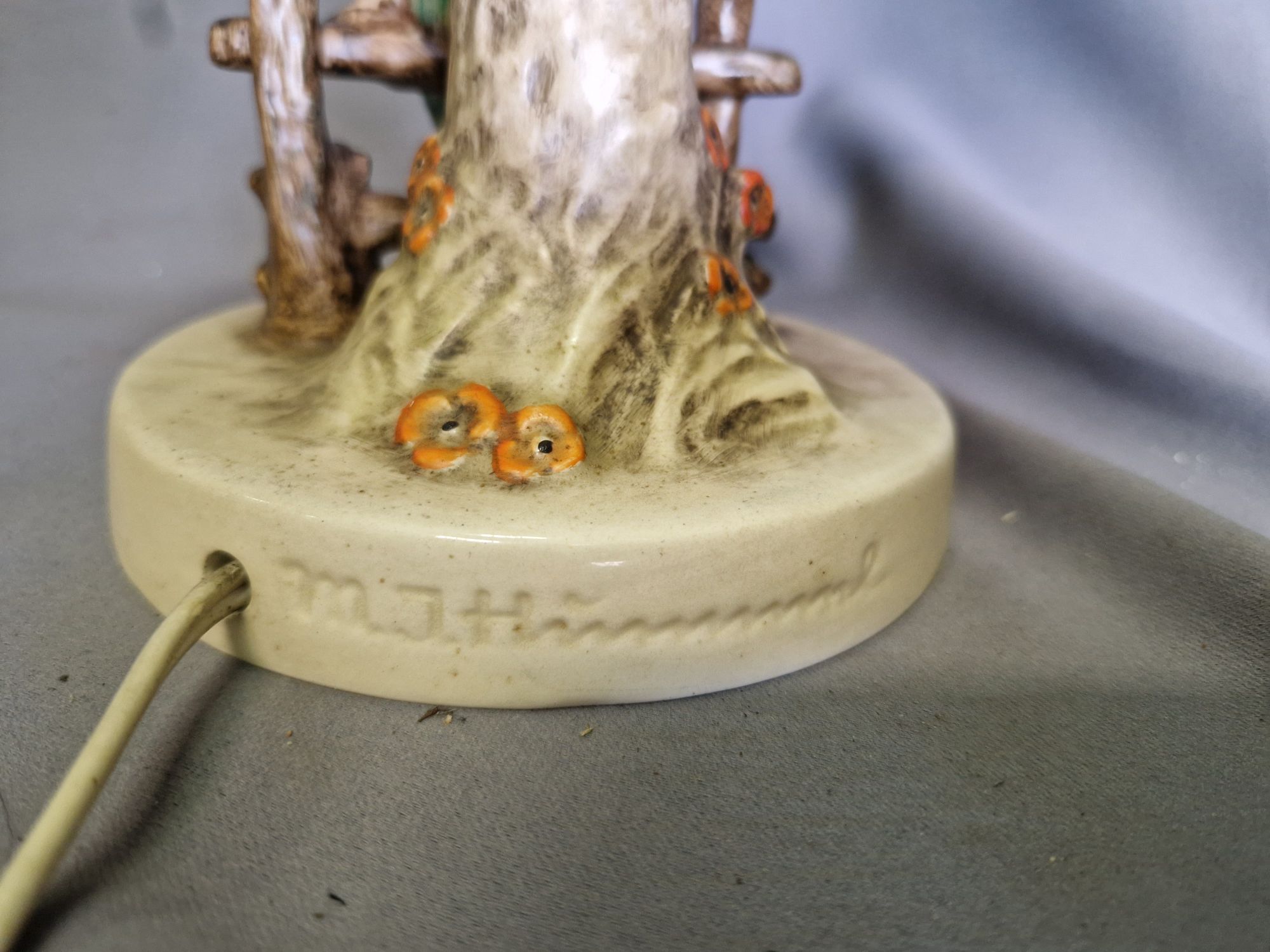 Hummel Goebel Lampje Just Resting image 6