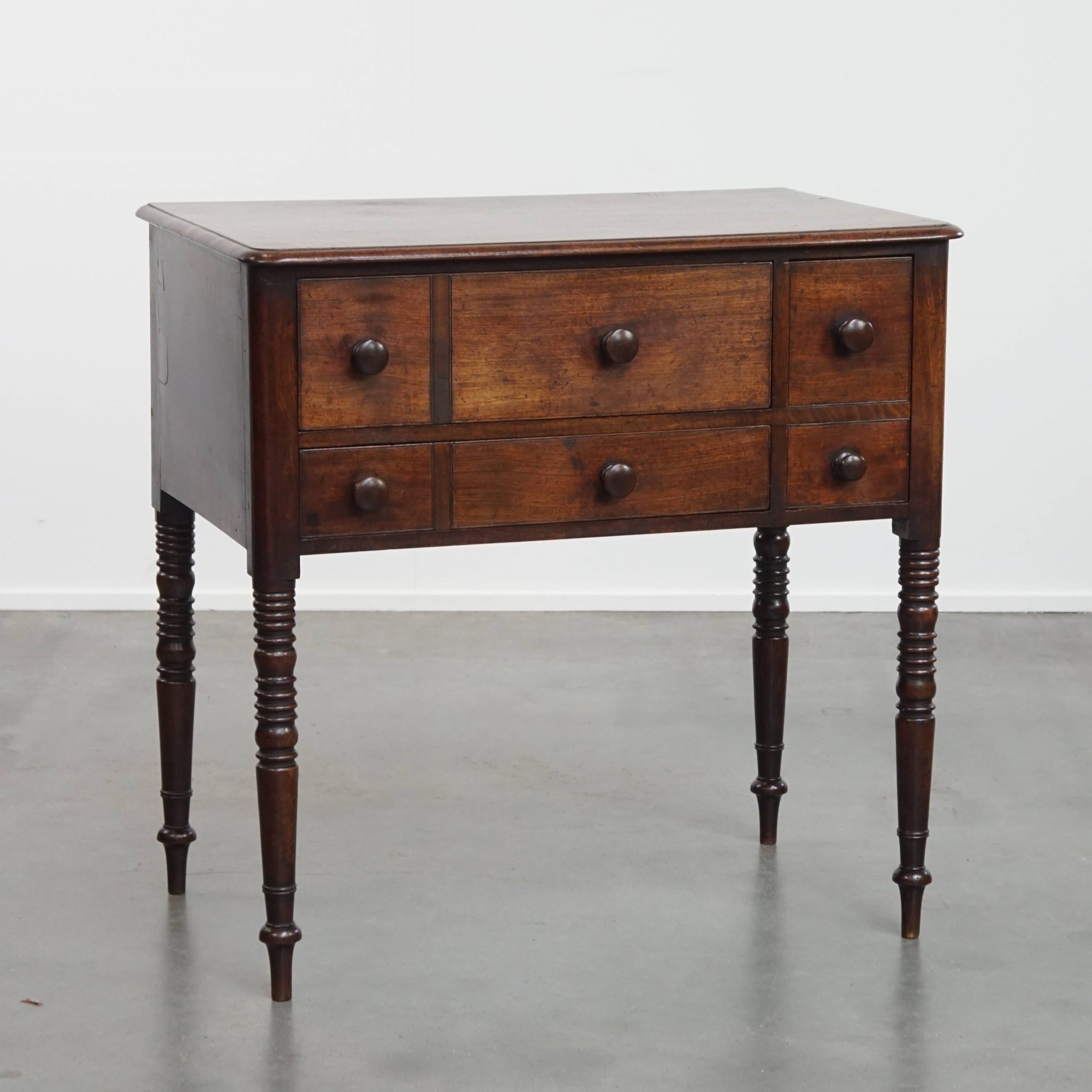 Prachtige Antieke Engelse Lowboy/ Side Table Uit Vroeg 19e Eeuw image 8