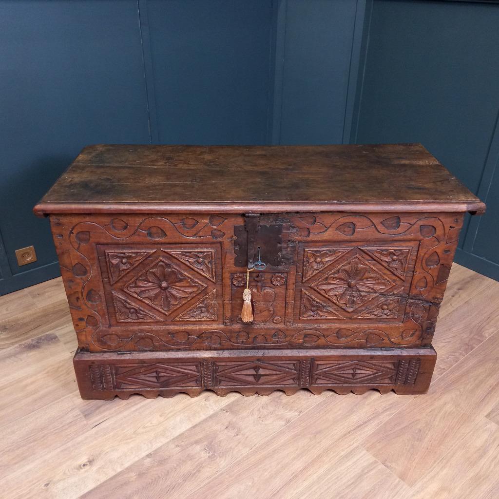 Grote Spaanse Antieke Kastanjehouten Primitieve Kist image 12
