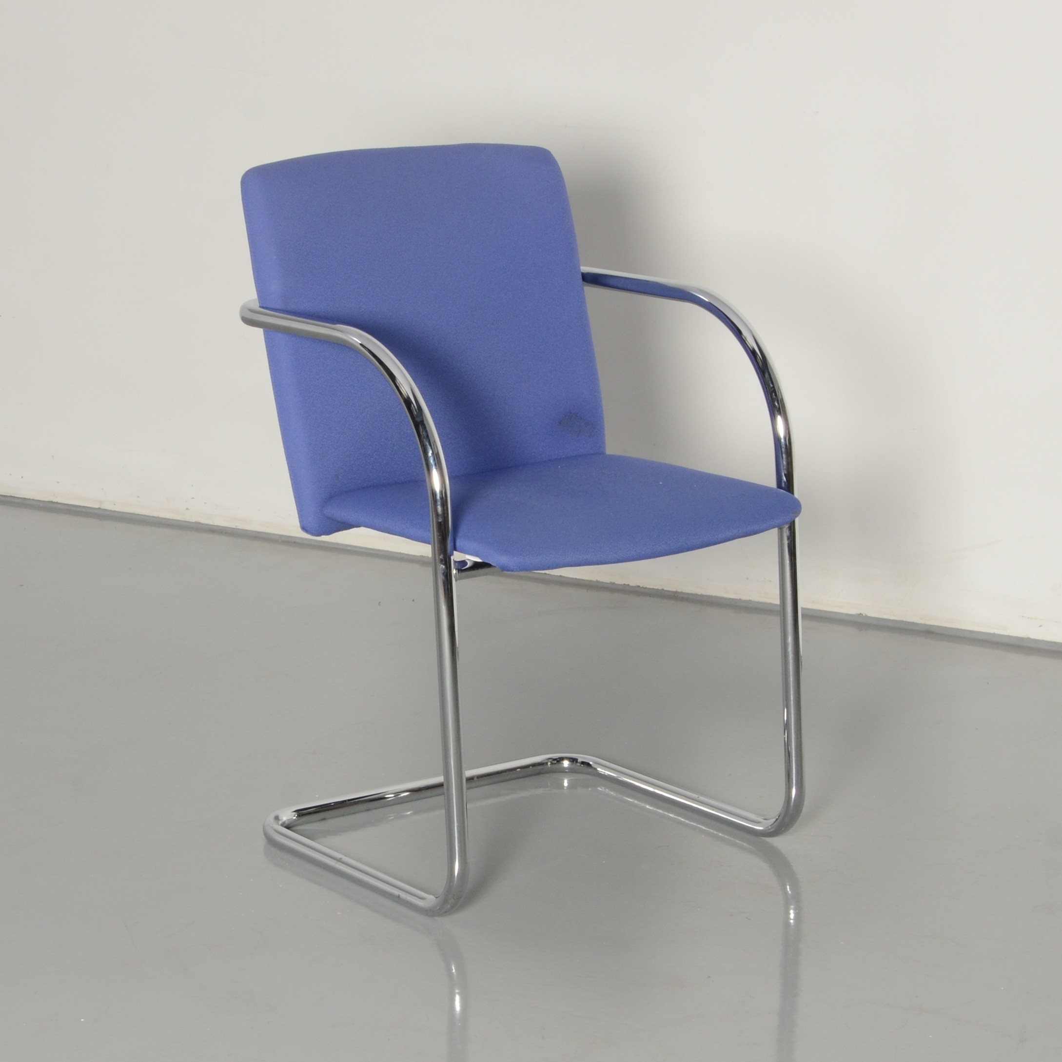Lande Vergaderstoel, Paars, Sledeframe image 2