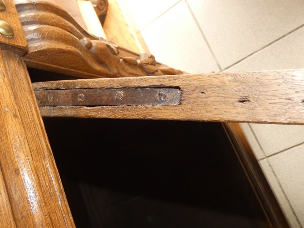 18de Eeuwse Zeeuwse 4deurs Kast Met Inlegwerk. image 4