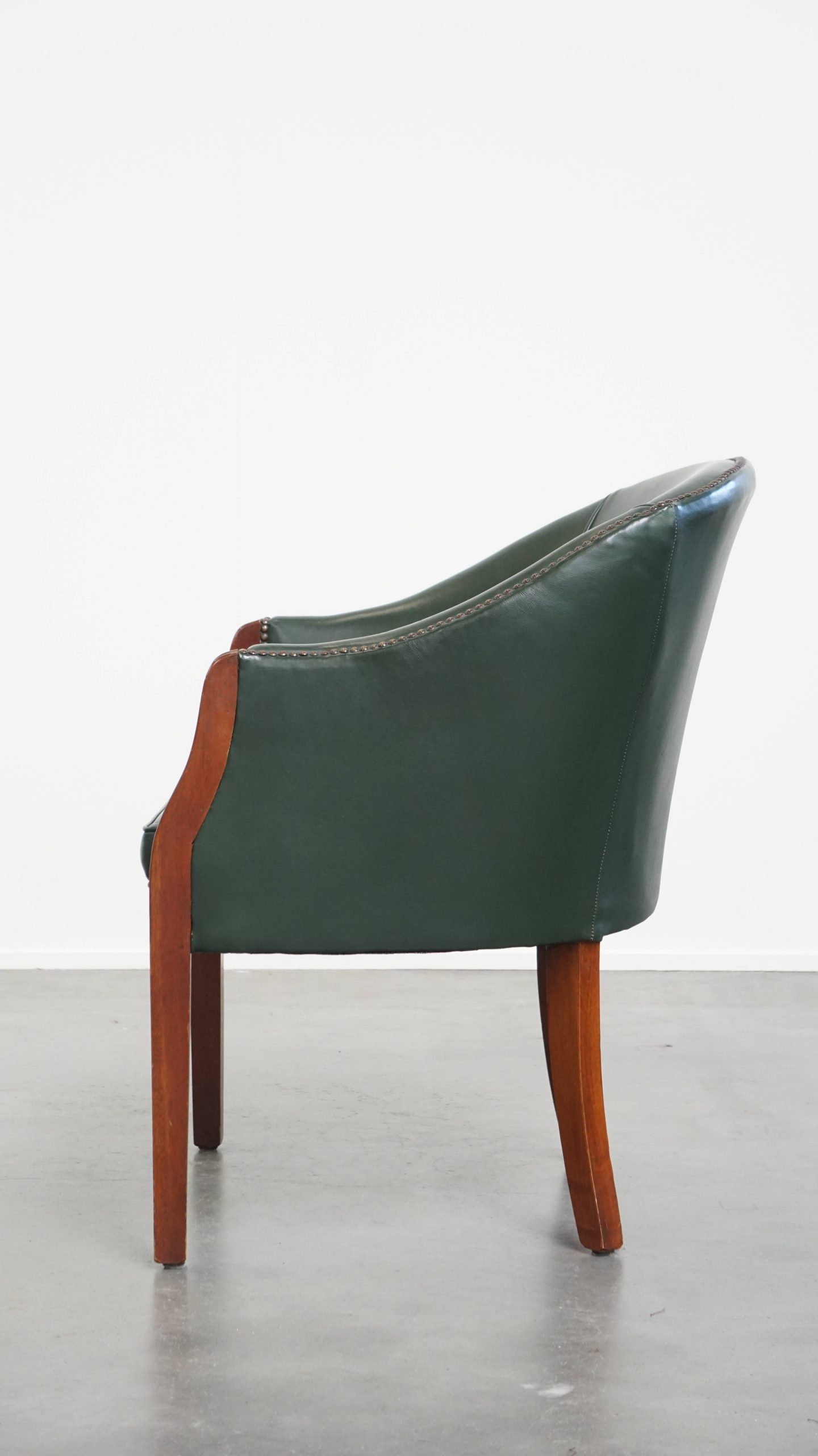 Charmante Groene Rundleren En Houten Bijzet/ Eetkamer/ Bureaustoel In Engelse Stijl image 6