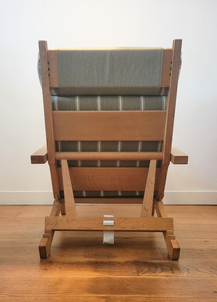 Ap72 Fauteuil En Voetenbank Van Hans J. Wegner Voor Ap Stole image 11