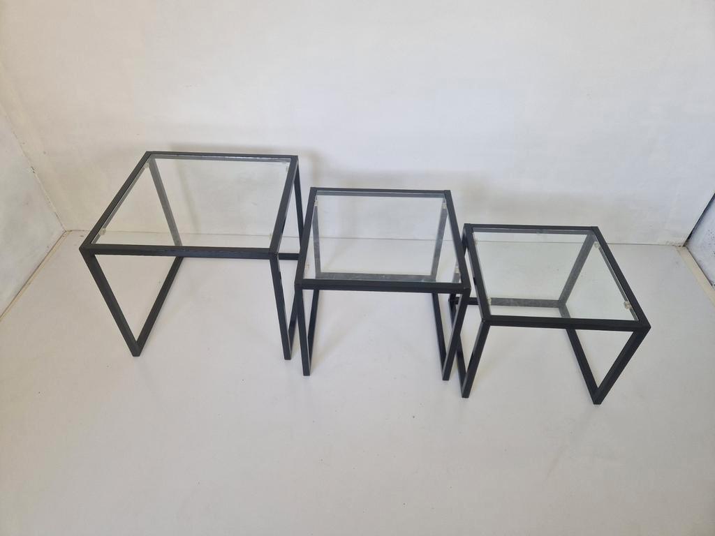 Postmoderne Design Nest Tafeltjes Metaal En Glas Kubus. image 3