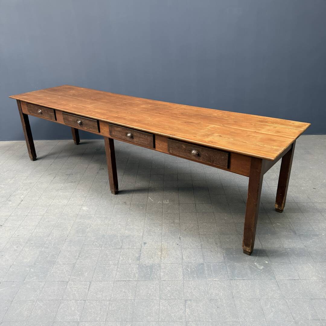 Grote Grenenhouten Kloostertafel Met Lades image 3