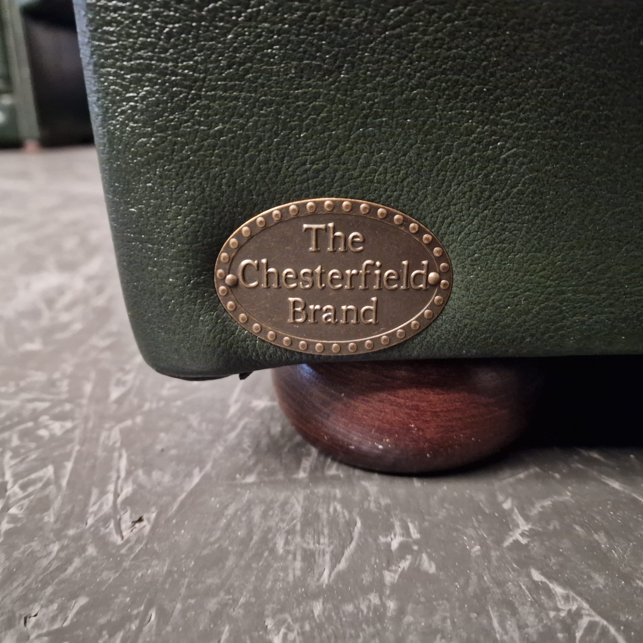 Chesterfield Brighton Antiek Groen – 1+2+3-zits Bankset Met Salontafel image 7