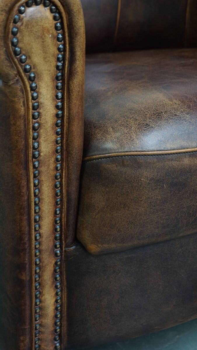 Charmante En Unieke Set Van 2 Schapenleren Clubfauteuils Met Een Comfortabele Zit image 13