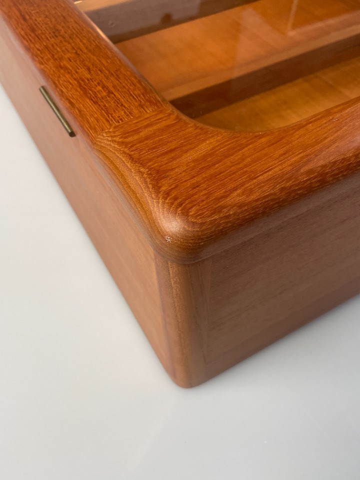 Midcentury Deense Vitrine Met Verlichting, Dyrlund 1980'S image 11