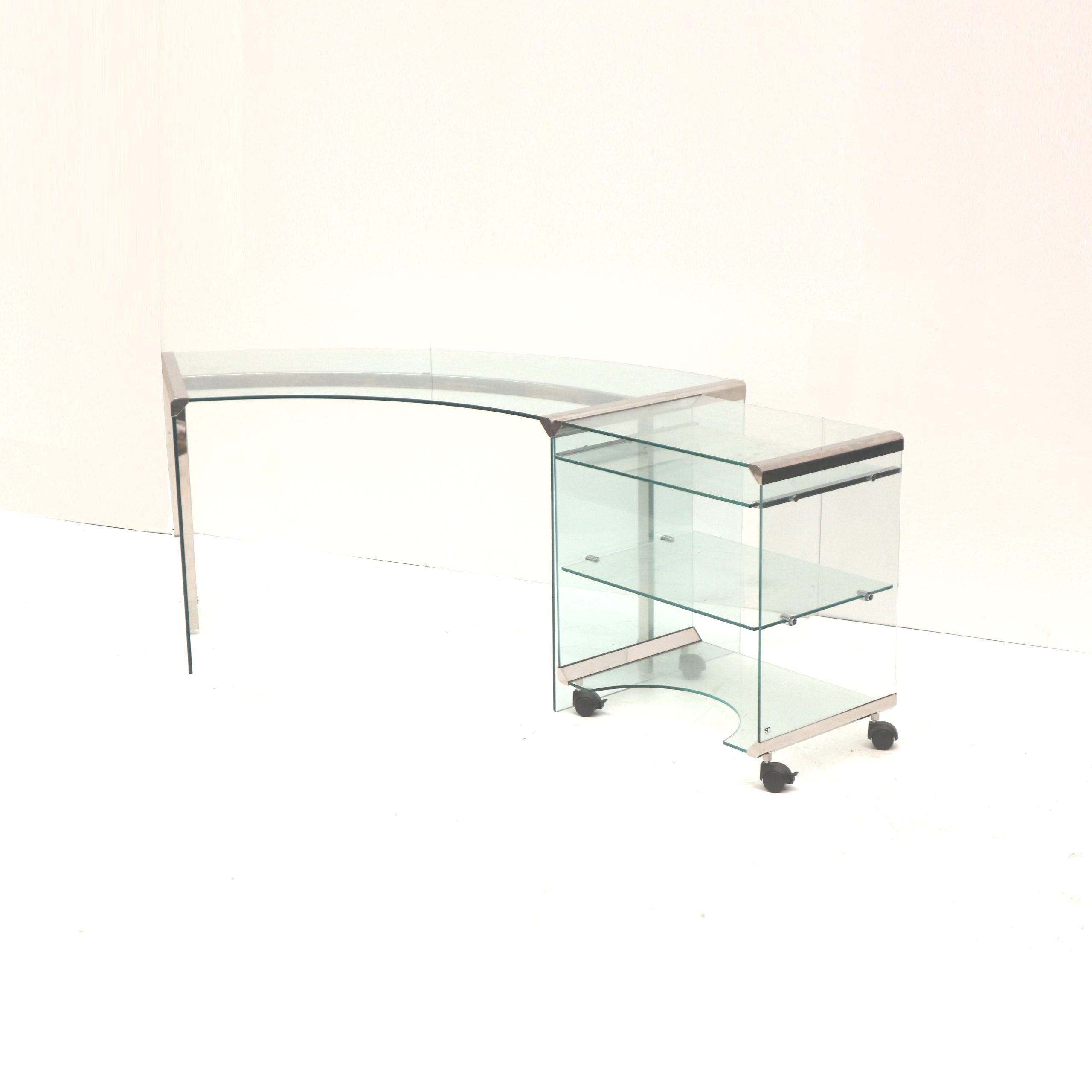 Italiaans Design Directiebureau / Bureau Van Veiligheidsglas Ontworpen Door Pierangelo Gallotti V image 2