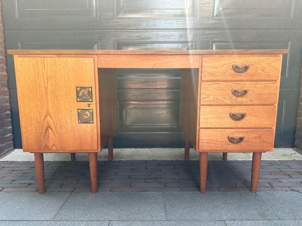 Vintage Sixties Bureau image 6