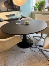 Muuto / Midst Table W. Power Cut Out / Black With Power Unit image 4