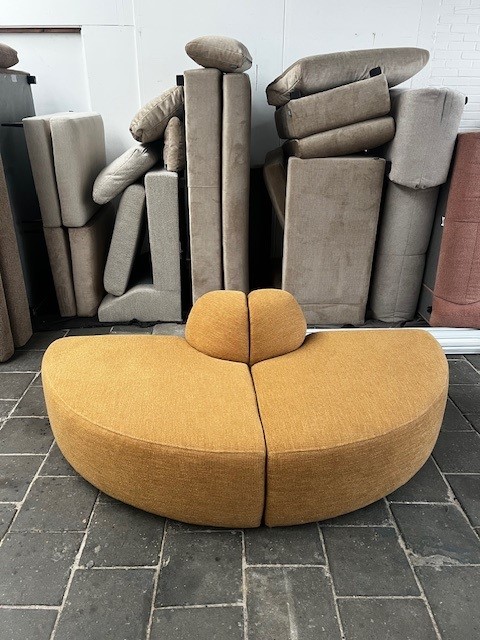 4x6 sofa – X6 Modulaire Bank Met Kwartronde Elementen In Mosterd Uni image 2