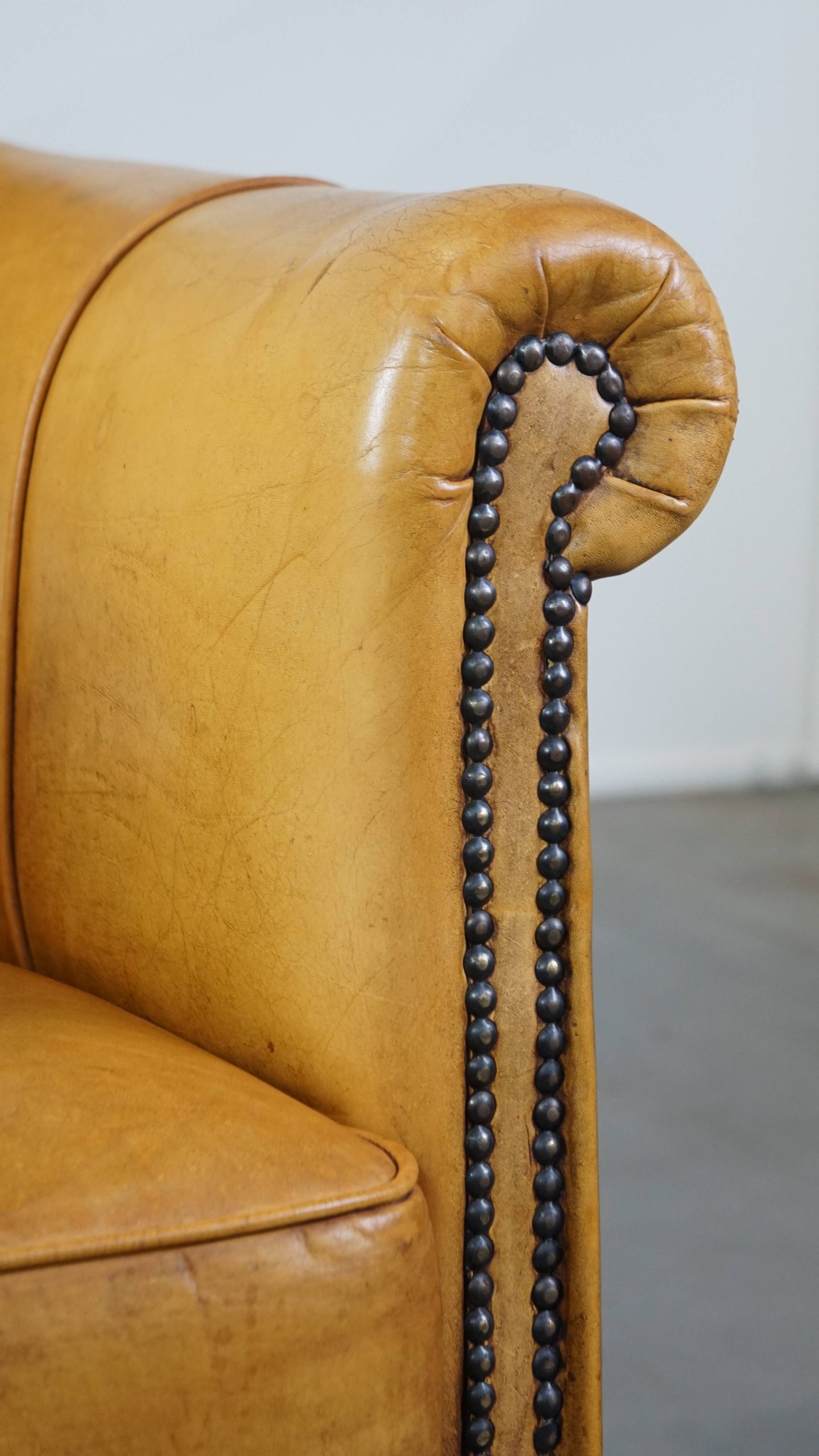 Gezellige, Comfortabele Rundleren Fauteuil/armchair In Een Unieke Kleur image 12