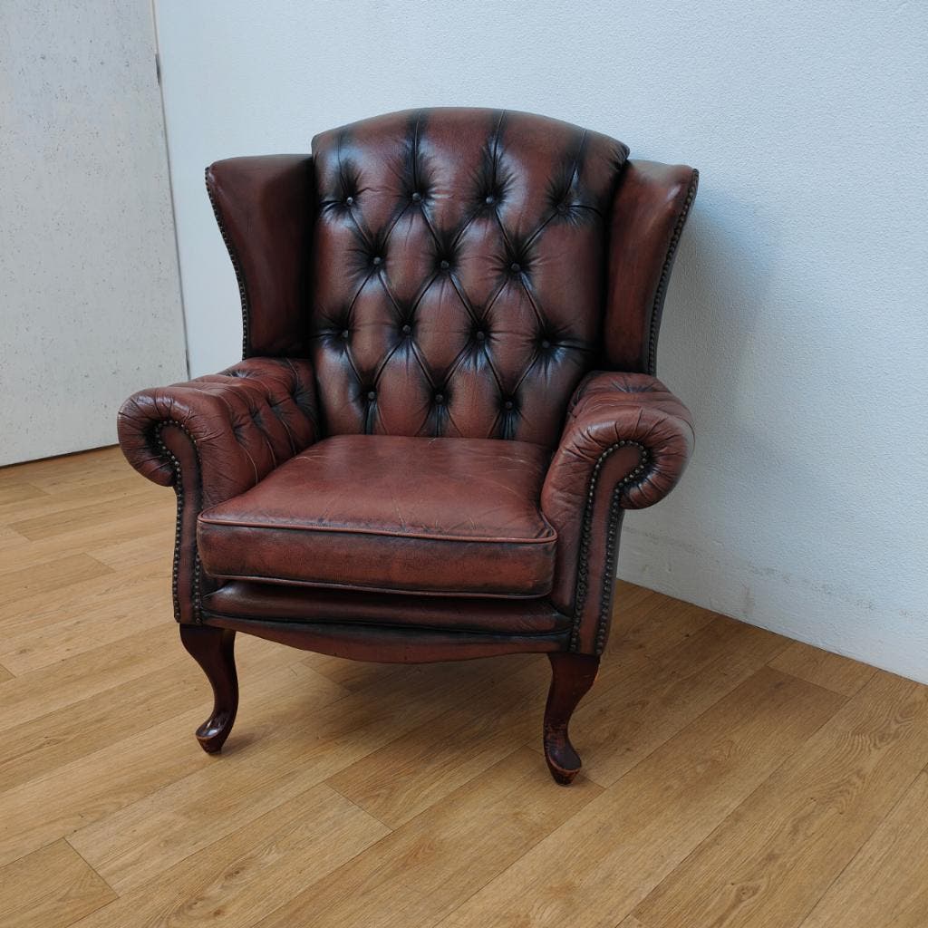Vintage Chesterfield Stijl Fauteuil, Oorfauteuil 209 image 4