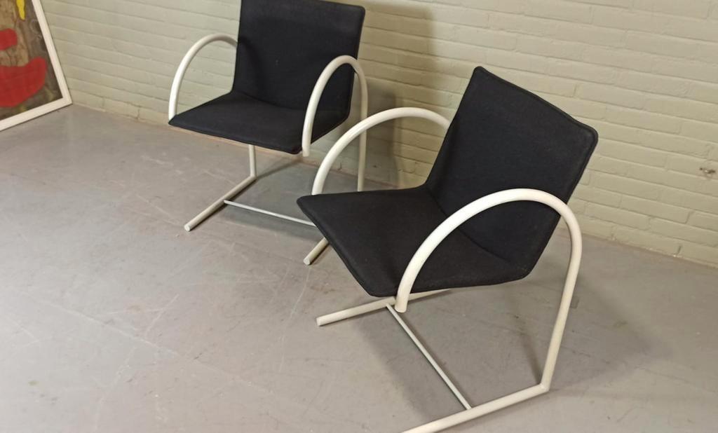 Set Van 2 Vintage Cirkel Stoelen, Metaform, Postmodern image 9