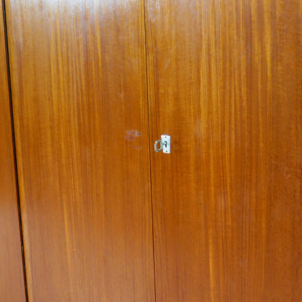 Grote Vintage 5-deurs Teak Kledingkast Italiaanse Stijl Jaren 60 image 7