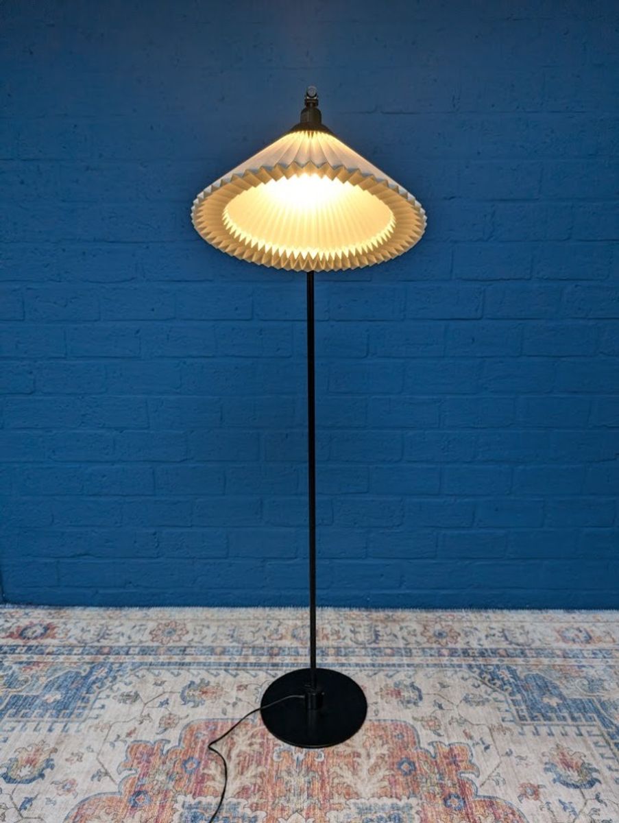 Design Vloerlamp, Le Klint Model 368 image 5