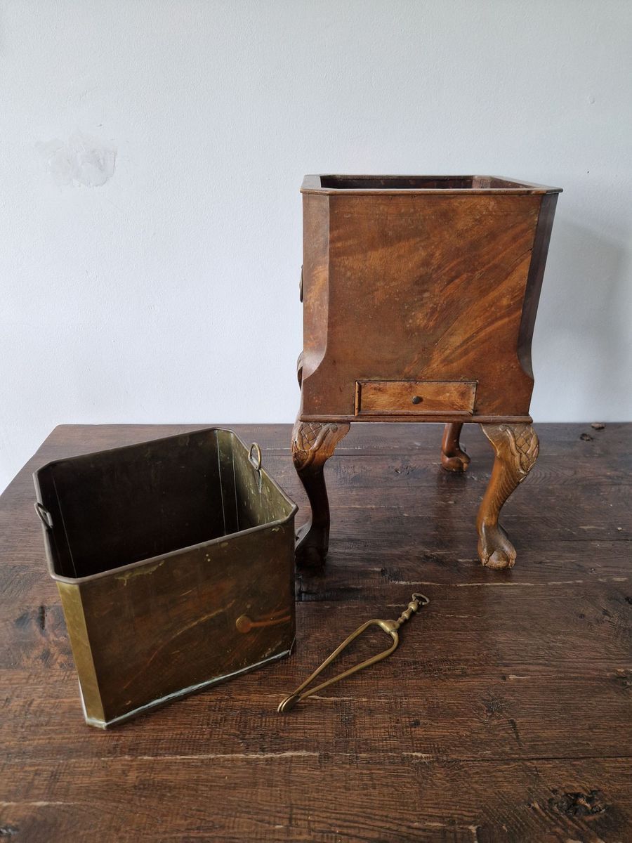 Chippendale-stijl Mahoniehouten Plantenbak / Kolenkit Met Klauwpoten – Ca. 1900 image 5