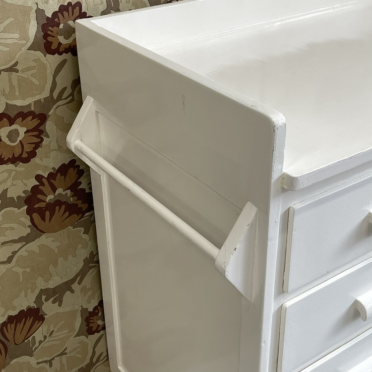 Vintage Commode Met Plankje Retro Babykamer Kast image 6