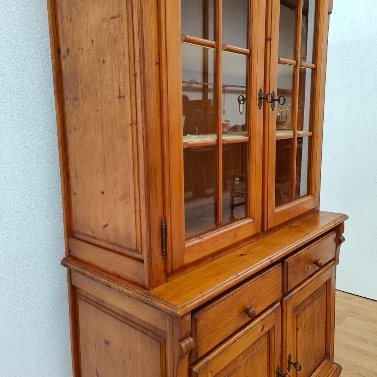 Vintage Landelijke Grenen Buffetkast Wandkast Buffet Kast. image 10