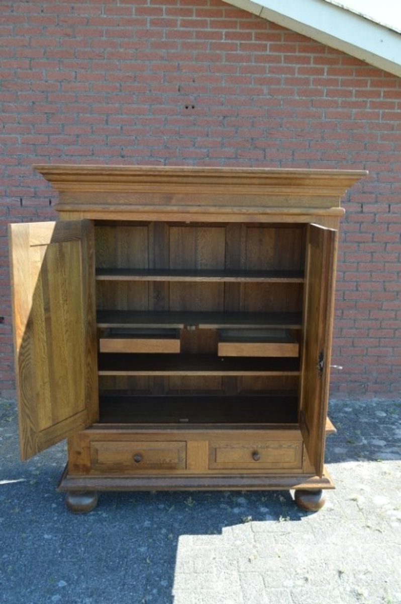 Donker Massief Eiken Kast image 5