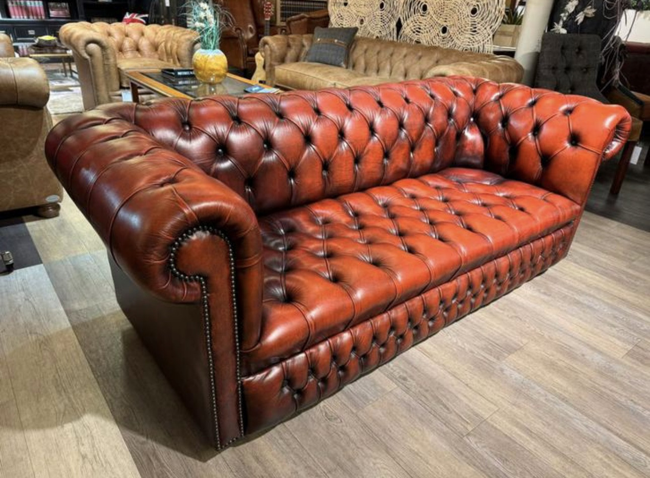 Engelse Chesterfield Bankstel 3+2 Zits Oxblood Rood Buttonseat image 4