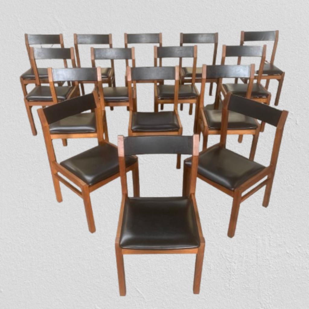 Eetkamerstoelen Van Pieter De Bruyne Voor V-form image 15