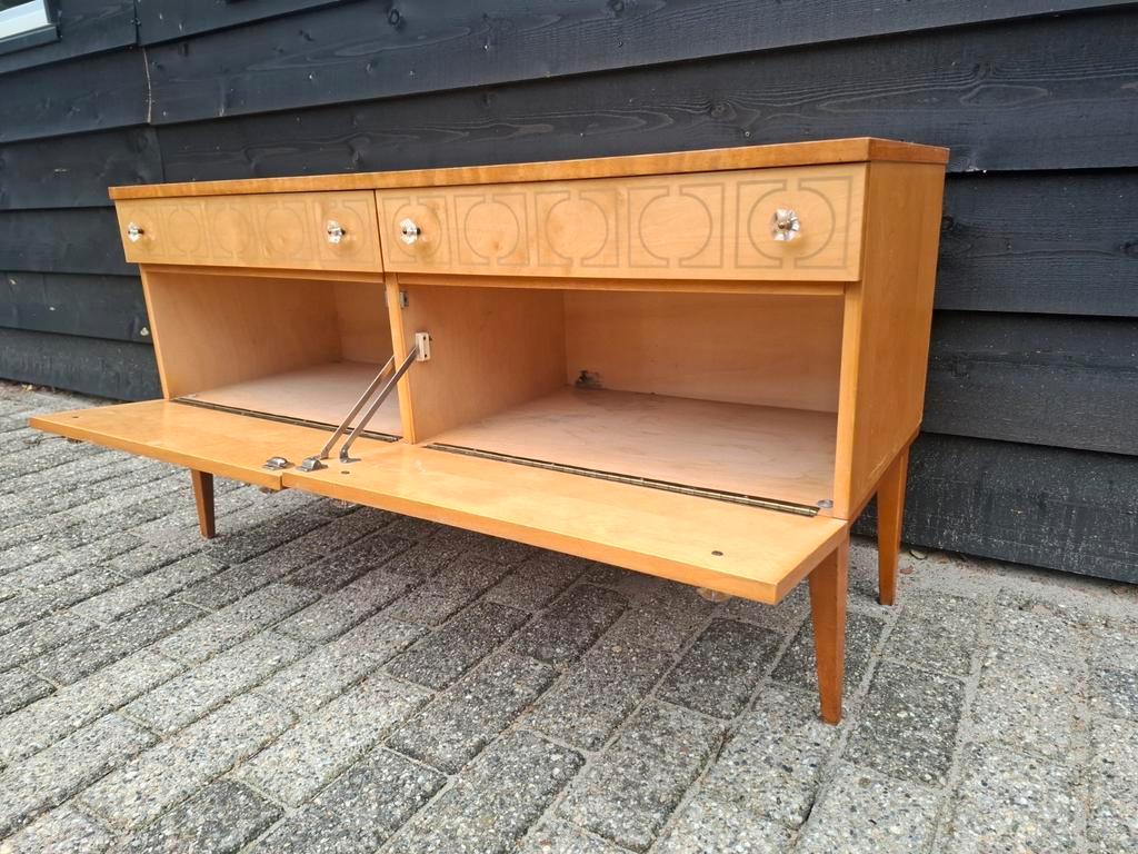 Vintage Lowboard Dressoir image 9