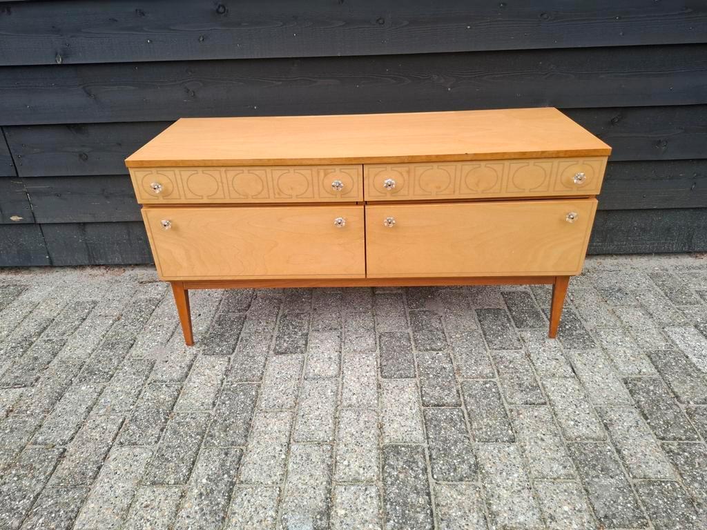 Vintage Lowboard Dressoir image 2