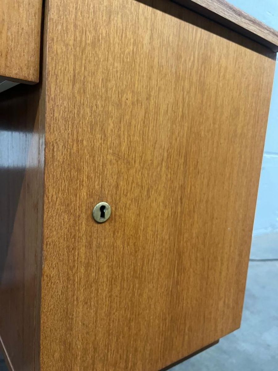 Vintage Houten Bureau / Schrijftafel image 13
