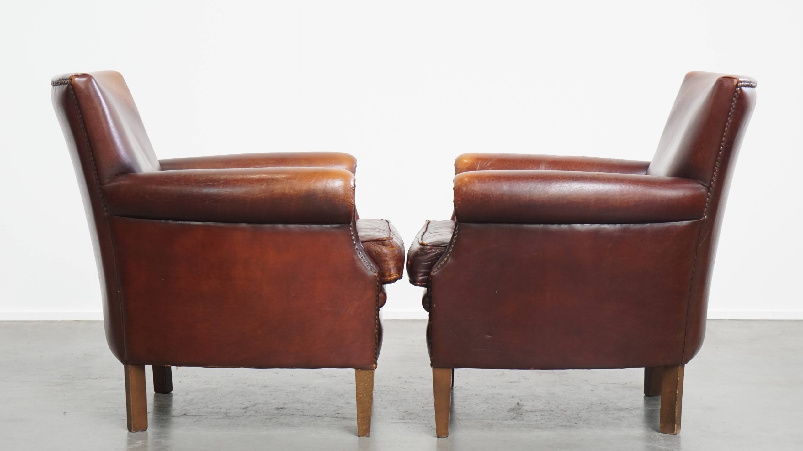 Karaktervolle Set Van 2 Vintage Schapenleren Armchairs Met Warme Kleuren En Een Mooi Patina image 3