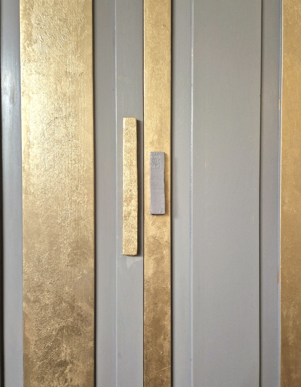 Unieke Handgeschilderde Hoekkast/ Kast In Taupe En Goud image 2