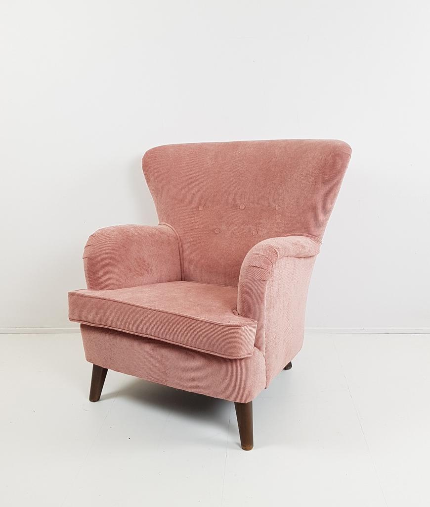 Bekijk Vintage Roze Fauteuil Schuine Pootjes Roze Fijne Rib Stof op ...