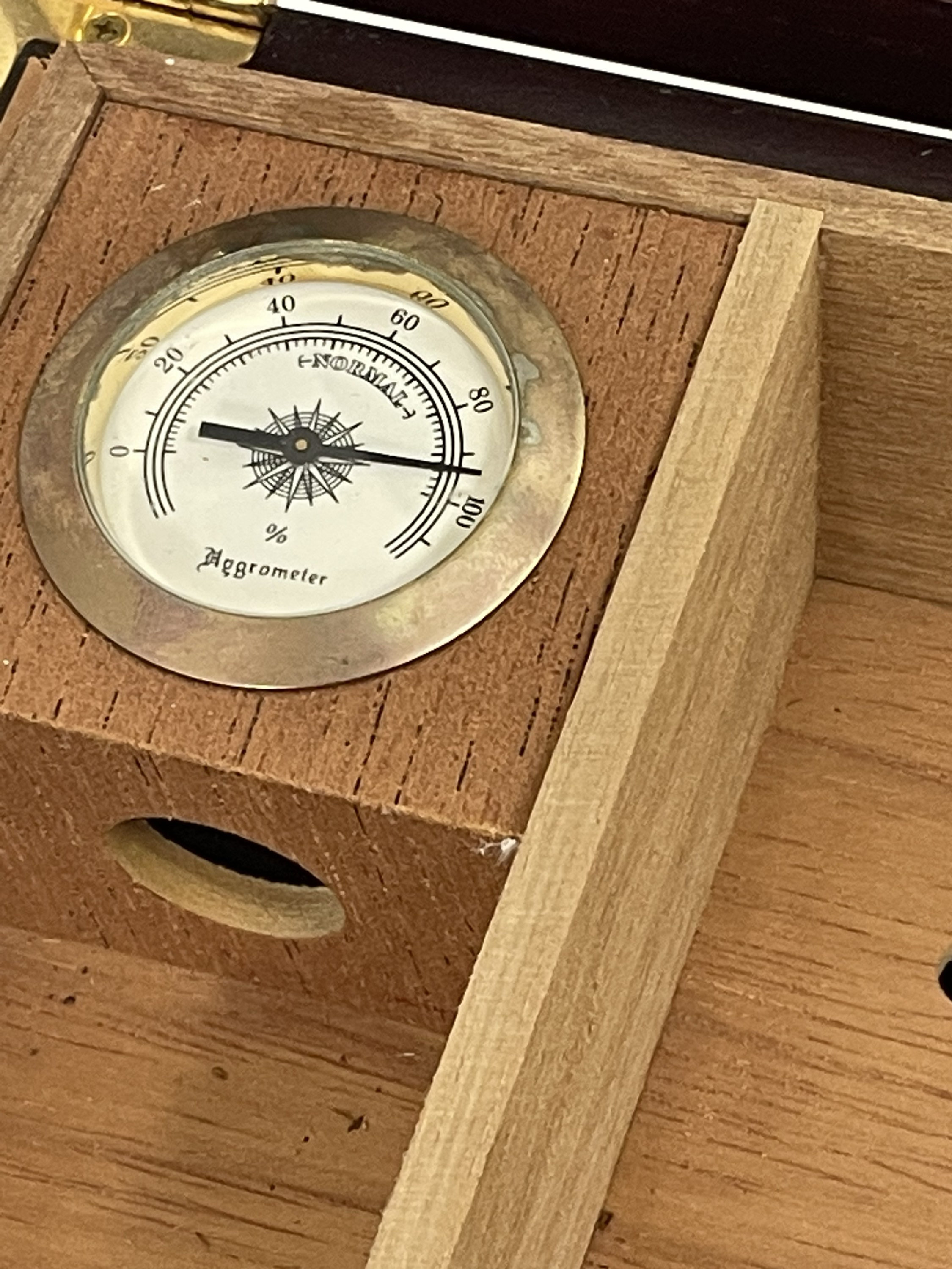 Vintage - Rosewood And Brass - Humidor For Cigars Including A Lot Of Accessories - Great Git! image 8