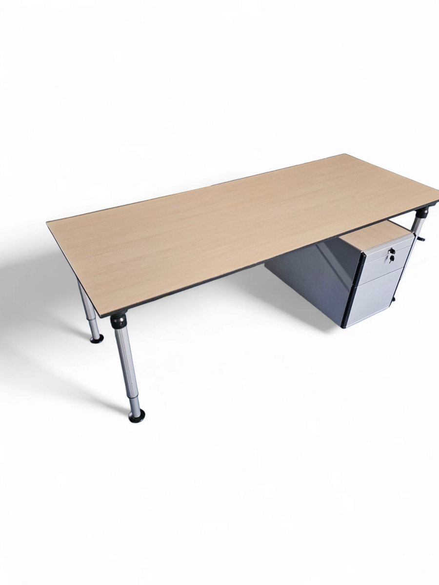 Gispen Next Desk / 1980s / Height Adjustable image 5