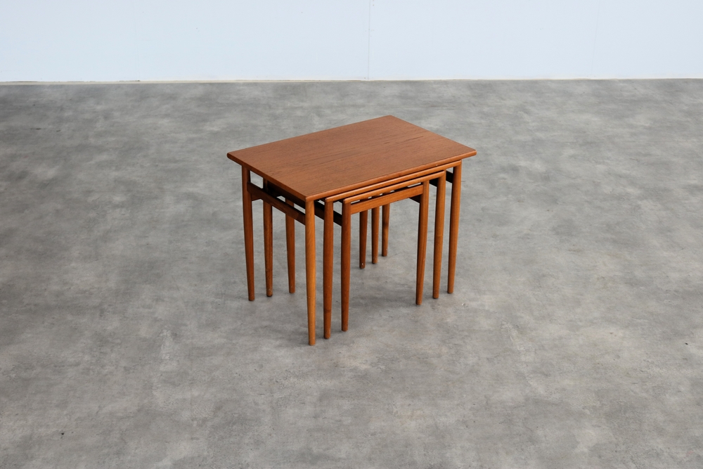 Vintage Nesting Tables | Bijzettafels | Teak | Zweeds image 2