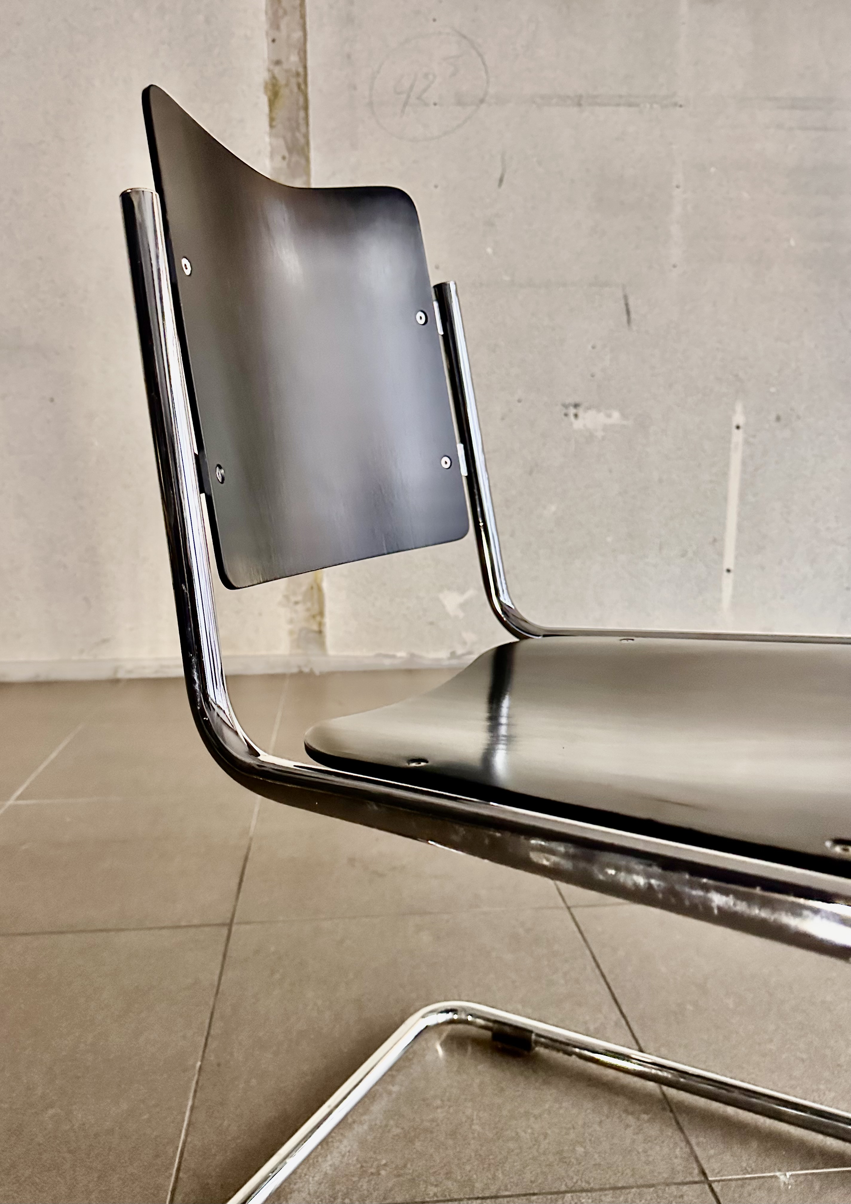 4x Tecta B11 Cantilever Stoelen Design Jean Prouve image 11