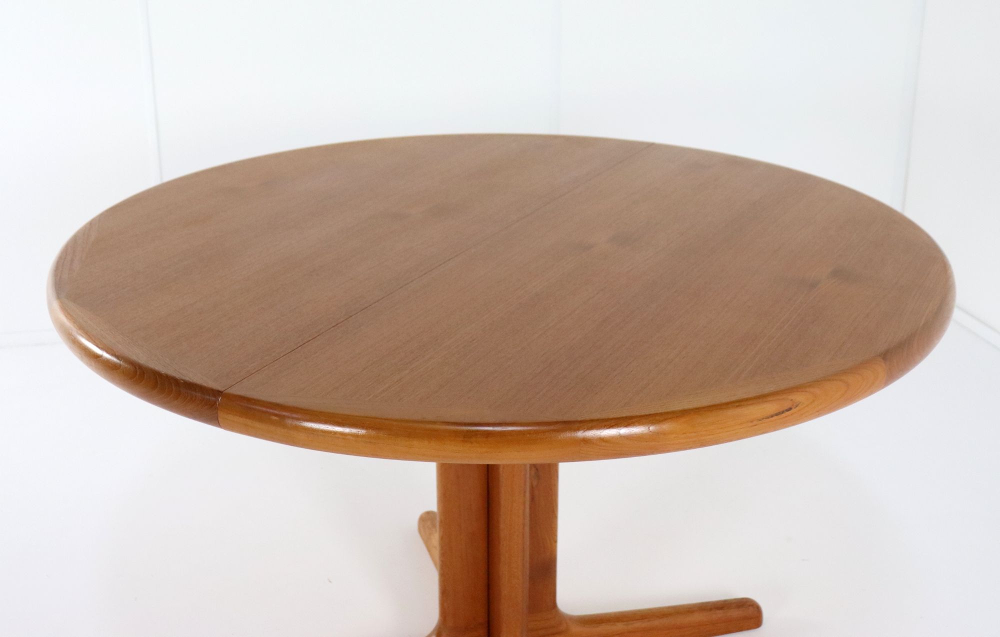 Vintage Johs. Kristoffersen & Son Ronde Eettafel Tafel 'bjerget' image 10