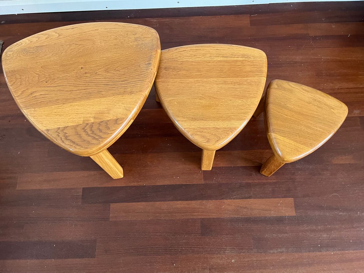 Vintage Brutalist Nesting Set Of Bijzettafels - Massief Blond Eikenhout ‘60/‘70 image 3