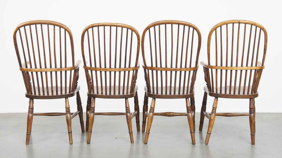 Leuke En Tijdloze Set Van 4 Antieke Engelse Windsor Stickback Chairs Uit De 19e image 4