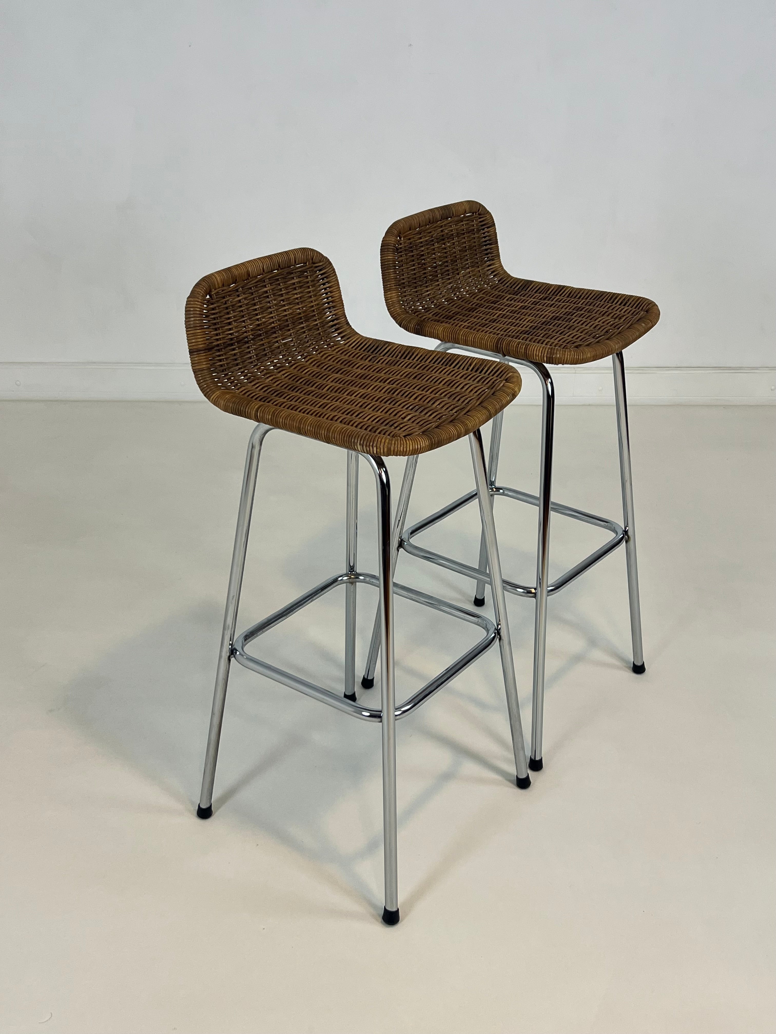 Set Of 2 Vintage Rattan Stools image 4