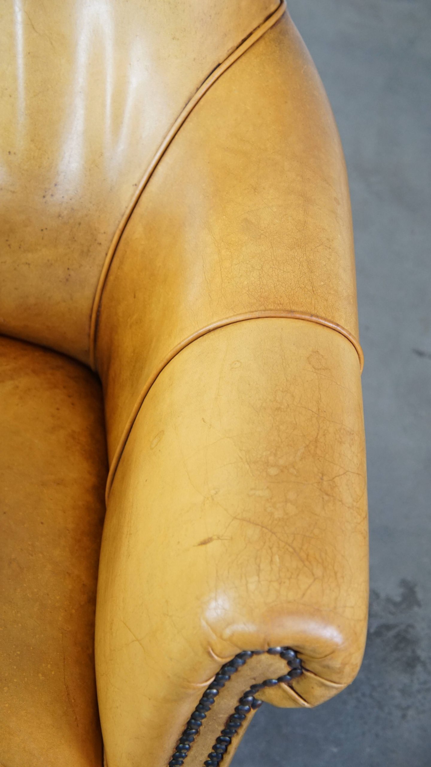 Gezellige, Comfortabele Rundleren Fauteuil/armchair In Een Unieke Kleur image 9