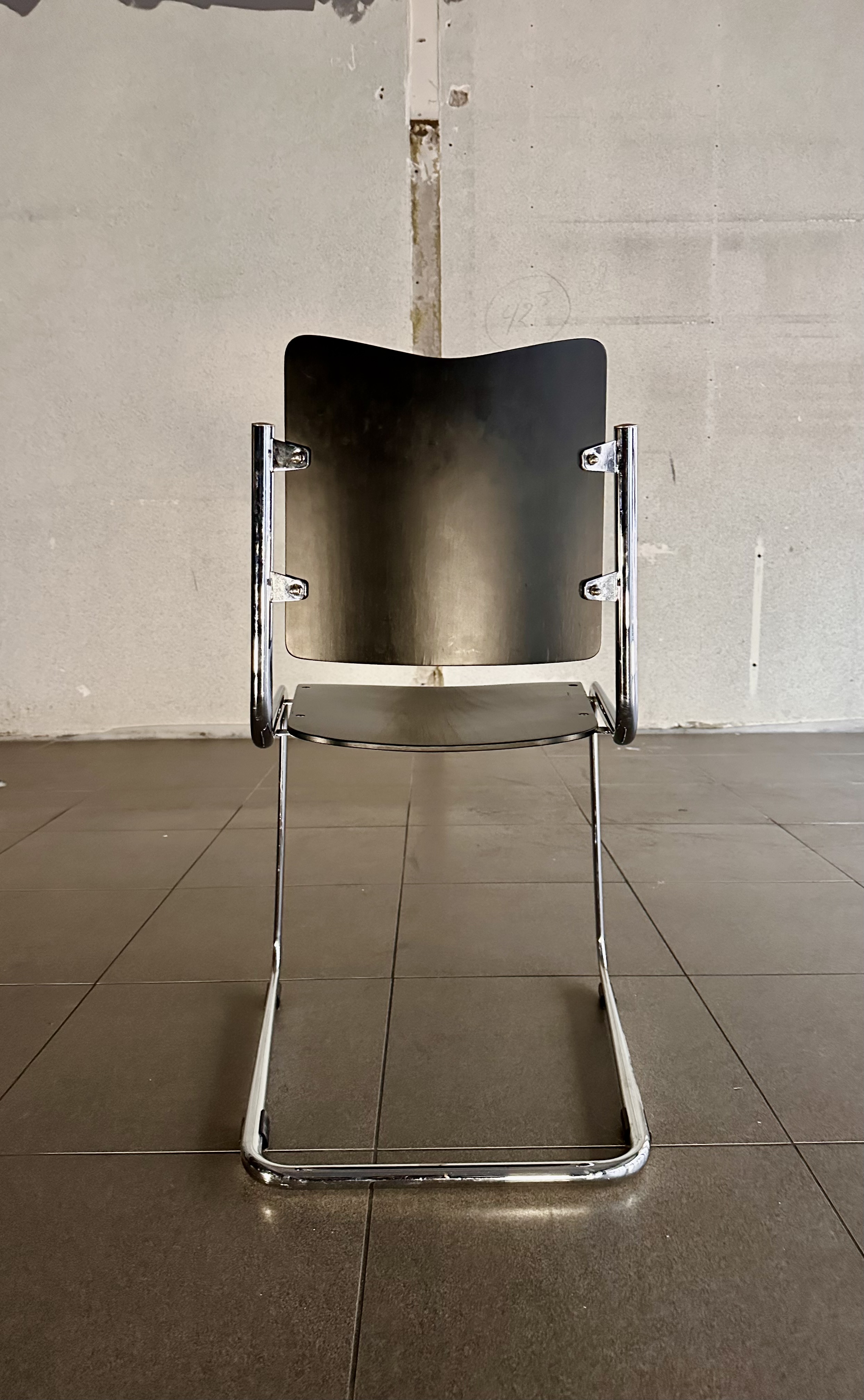 4x Tecta B11 Cantilever Stoelen Design Jean Prouve image 17