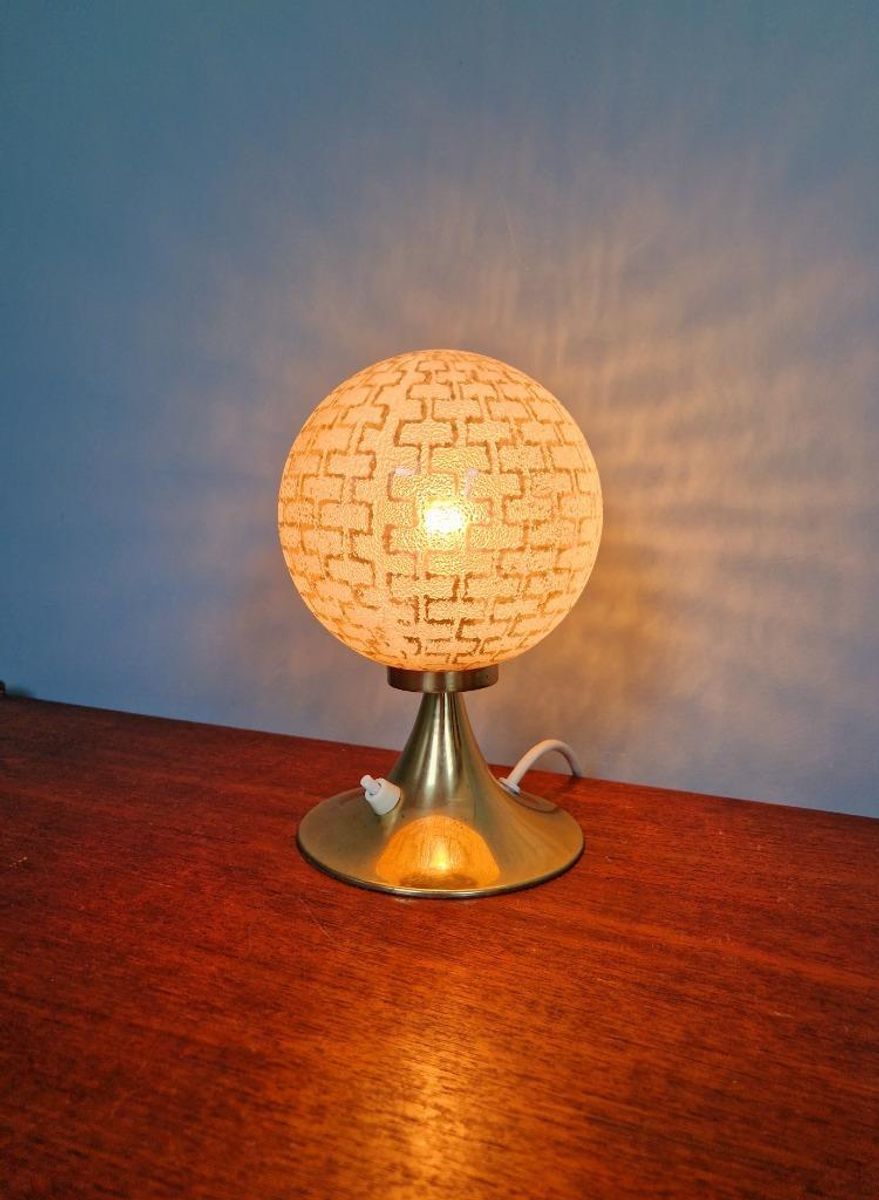 Duo Of Space Age-lampen In Messing En Getextureerd Glas, 197 image 4