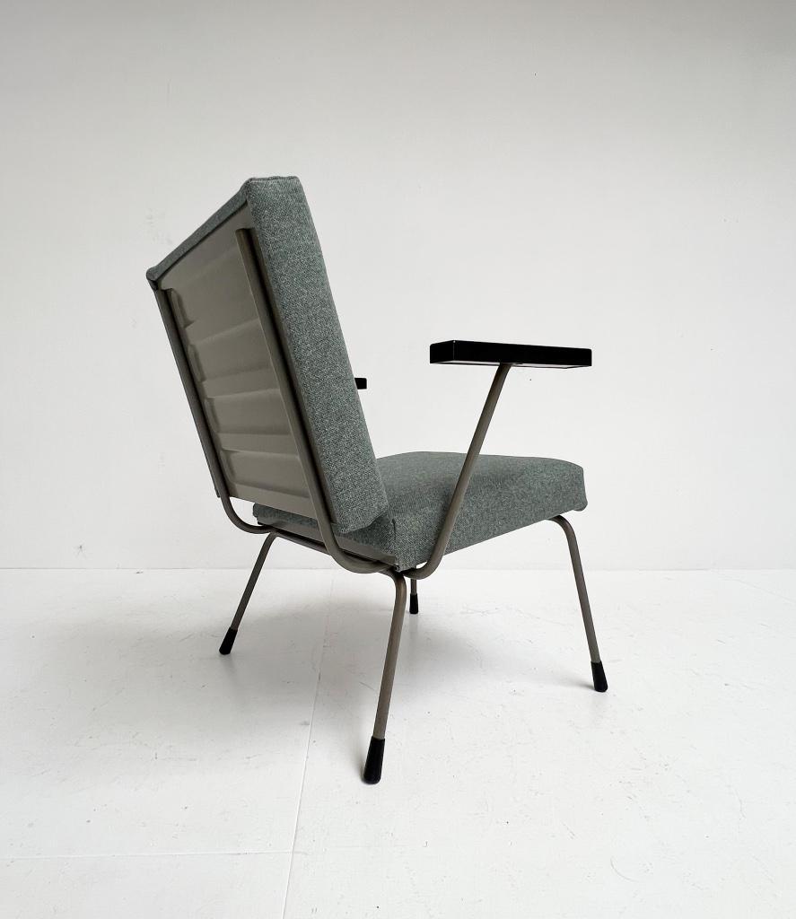 Opnieuw Gestoffeerde Blauwe Gispen 1401 Fauteuil, 1950's image 4