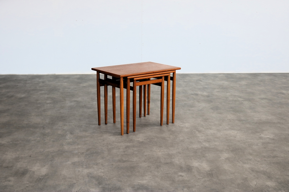 Vintage Nesting Tables | Bijzettafels | Teak | Zweeds image 3
