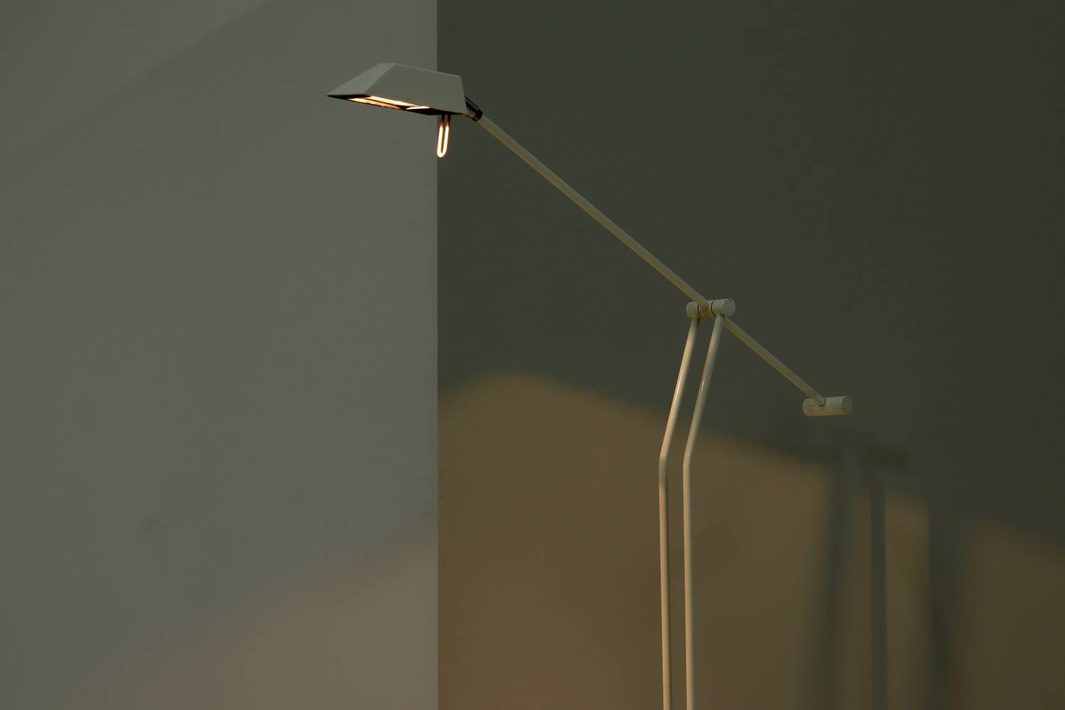 Post Modern Counter Balance Floor Lamp 1980s image 6